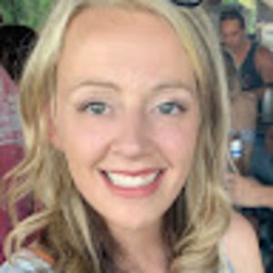 Meet your Posher, Whitney